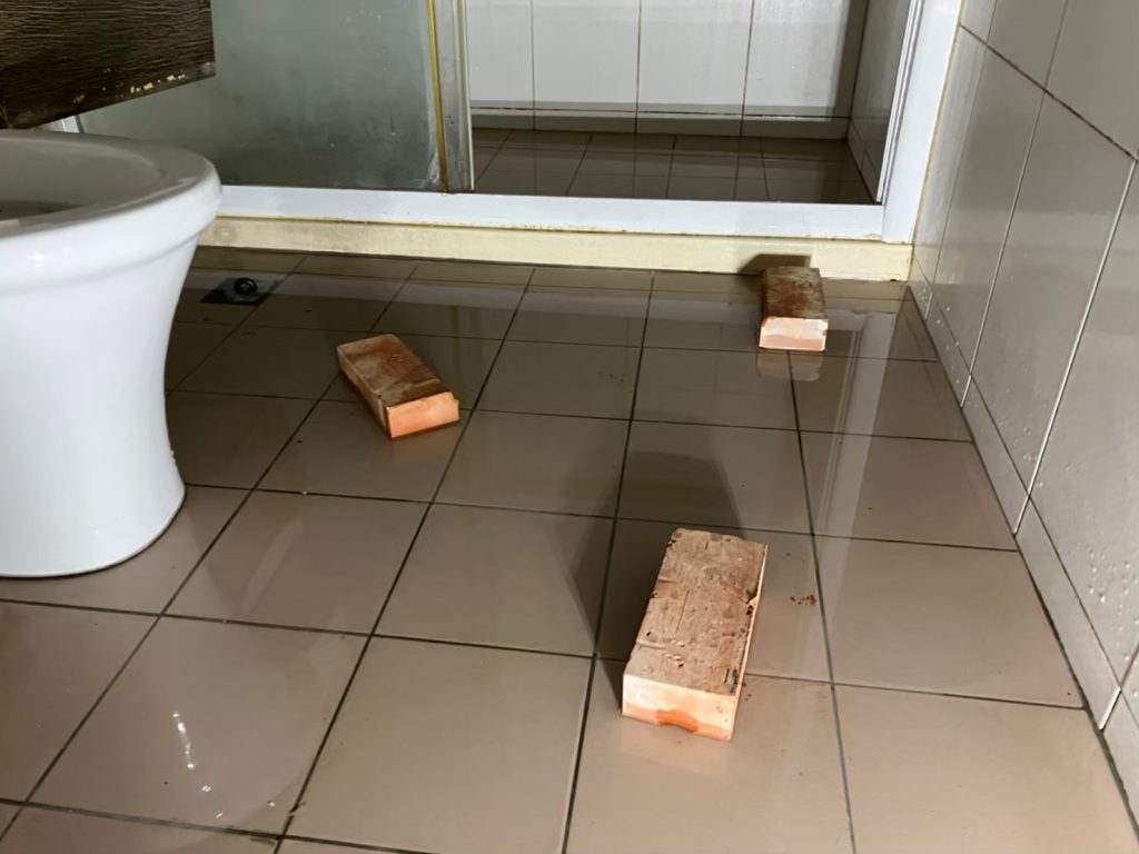 圖 / 亞設修繕工程-諾貝爾浴室浸泡防水補強