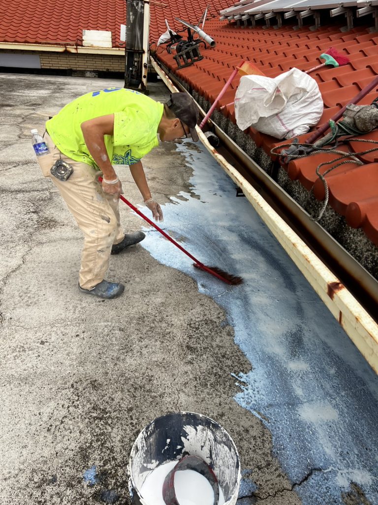 屋頂防水檢查重點｜雨季前你一定要注意的四個問題