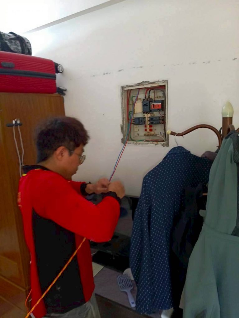 高雄水電維修推薦|夏季跳電、漏水問題快速解決 夏季頻繁跳電,先檢查家中用電負載