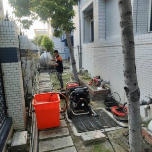 水刀通管多久做一次？居家廚房、餐廳排水管保養重點